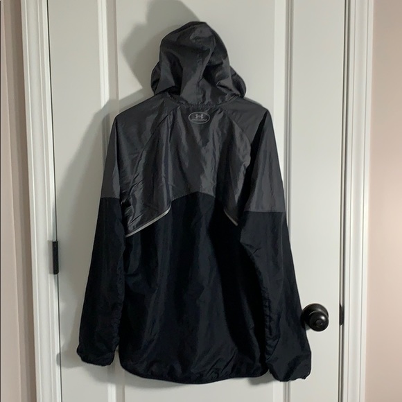 Under Armour Lightweight Jacket - Picture 2 of 3